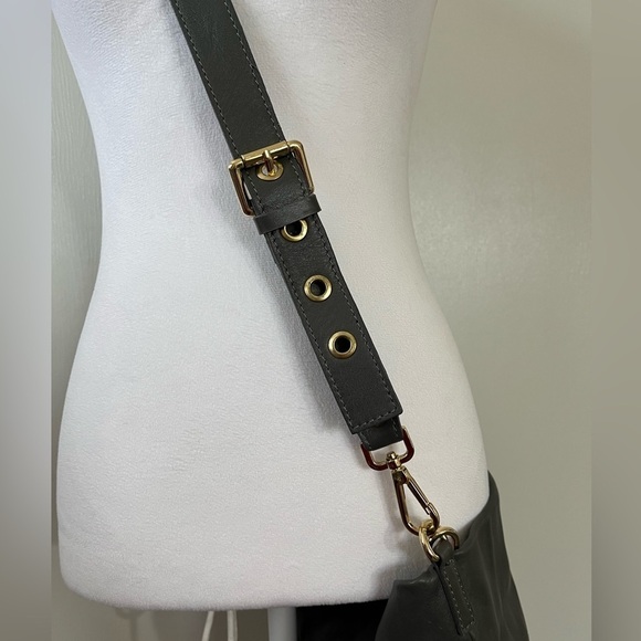 Neiman Marcus Made In Italy Gray Leather Handbag Gold Tone Hardware - Picture 3 of 9